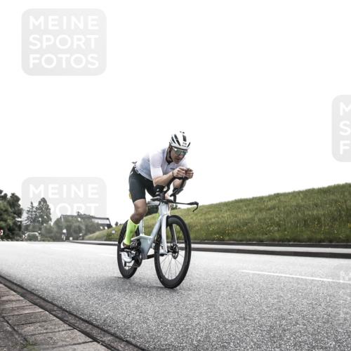 21.06.2026 - 29. Vierlanden-Triathlon H.Heesch http://msf.ph/oto/9905992 21.06.2026 11:21:12 Radfahren 44, 755, 779 meine-sportfotos.de
