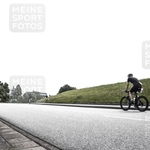 21.06.2026 - 29. Vierlanden-Triathlon H.Heesch http://msf.ph/oto/9905998 21.06.2026 11:22:01 Radfahren  meine-sportfotos.de