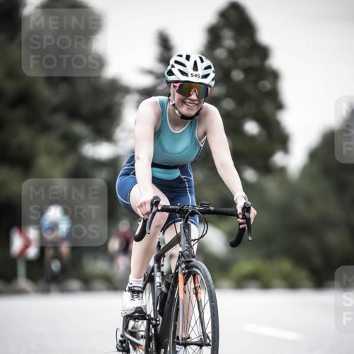 21.06.2026 - 29. Vierlanden-Triathlon H.Heesch http://msf.ph/oto/9906003 21.06.2026 10:24:27 Radfahren 74, 84, 94, 169, 196, 370, 377, 545, 552, 622 meine-sportfotos.de