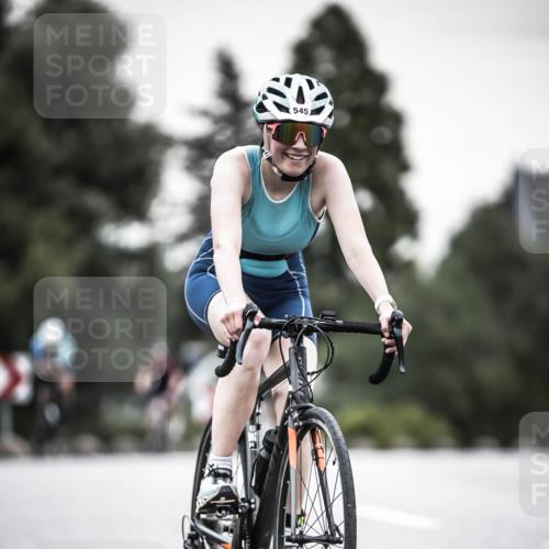 21.06.2026 - 29. Vierlanden-Triathlon H.Heesch http://msf.ph/oto/9906007 21.06.2026 10:24:27 Radfahren 74, 84, 94, 169, 196, 370, 377, 545, 552, 622 meine-sportfotos.de