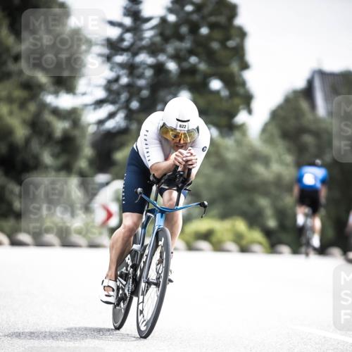 21.06.2026 - 29. Vierlanden-Triathlon H.Heesch http://msf.ph/oto/9906027 21.06.2026 11:44:06 Radfahren 123, 747, 822 meine-sportfotos.de
