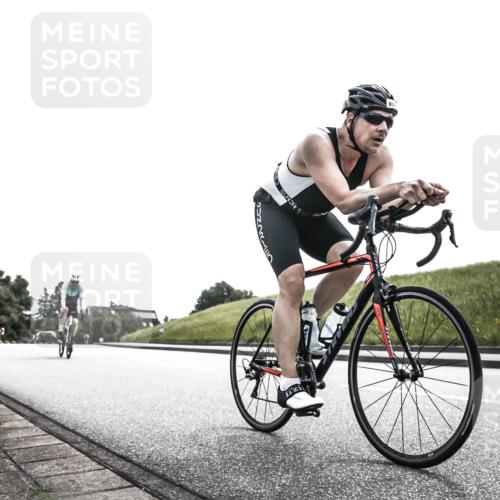 21.06.2026 - 29. Vierlanden-Triathlon H.Heesch http://msf.ph/oto/9906031 21.06.2026 11:22:58 Radfahren 221, 629, 795, 809 meine-sportfotos.de