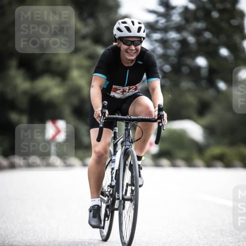 21.06.2026 - 29. Vierlanden-Triathlon H.Heesch http://msf.ph/oto/9906052 21.06.2026 11:40:18 Radfahren 232, 287, 688 meine-sportfotos.de