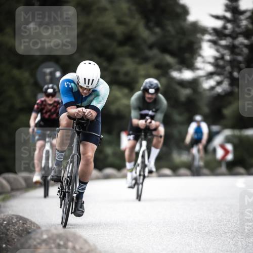 21.06.2026 - 29. Vierlanden-Triathlon H.Heesch http://msf.ph/oto/9906055 21.06.2026 10:24:31 Radfahren 84, 94, 169, 370, 552, 622, 625 meine-sportfotos.de