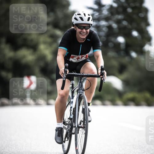 21.06.2026 - 29. Vierlanden-Triathlon H.Heesch http://msf.ph/oto/9906058 21.06.2026 11:40:18 Radfahren 232, 287, 688 meine-sportfotos.de