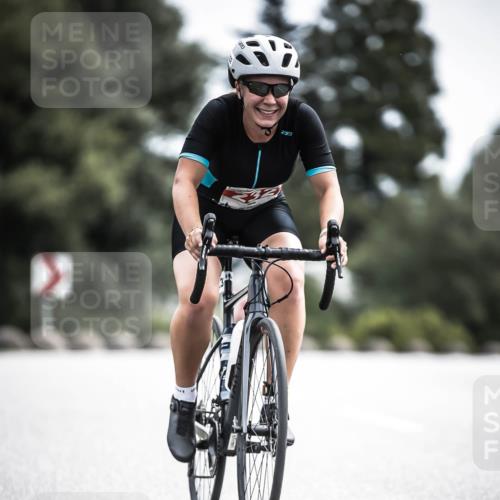 21.06.2026 - 29. Vierlanden-Triathlon H.Heesch http://msf.ph/oto/9906066 21.06.2026 11:40:18 Radfahren 232, 287, 688 meine-sportfotos.de