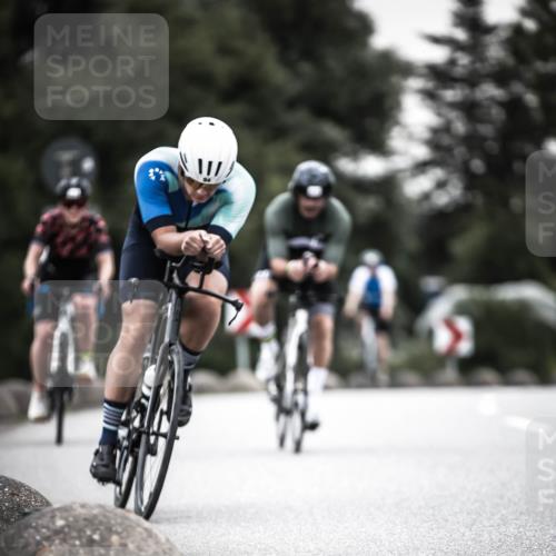 21.06.2026 - 29. Vierlanden-Triathlon H.Heesch http://msf.ph/oto/9906076 21.06.2026 10:24:31 Radfahren 84, 94, 169, 370, 552, 622, 625 meine-sportfotos.de