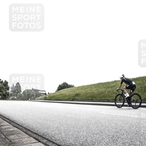 21.06.2026 - 29. Vierlanden-Triathlon H.Heesch http://msf.ph/oto/9906079 21.06.2026 11:24:27 Radfahren 283, 845 meine-sportfotos.de