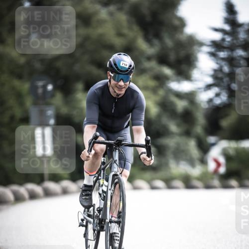21.06.2026 - 29. Vierlanden-Triathlon H.Heesch http://msf.ph/oto/9906083 21.06.2026 11:44:19 Radfahren 710, 715, 805 meine-sportfotos.de