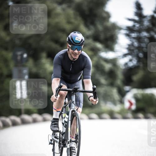 21.06.2026 - 29. Vierlanden-Triathlon H.Heesch http://msf.ph/oto/9906086 21.06.2026 11:44:19 Radfahren 710, 715, 805 meine-sportfotos.de