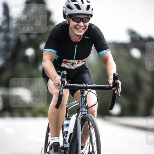 21.06.2026 - 29. Vierlanden-Triathlon H.Heesch http://msf.ph/oto/9906107 21.06.2026 11:40:18 Radfahren 232, 287, 688 meine-sportfotos.de
