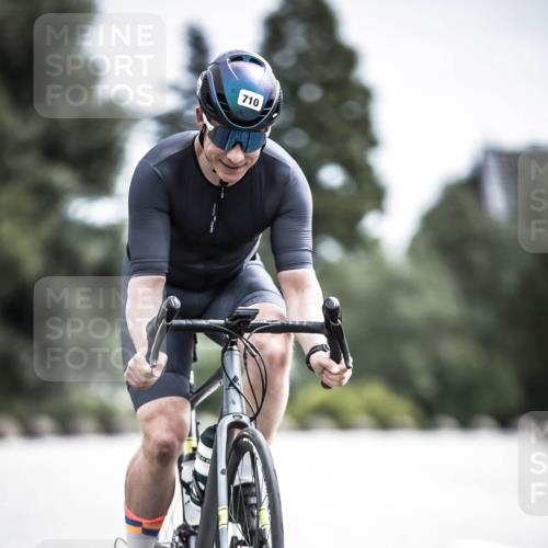 21.06.2026 - 29. Vierlanden-Triathlon H.Heesch http://msf.ph/oto/9906111 21.06.2026 11:44:19 Radfahren 710, 715, 805 meine-sportfotos.de