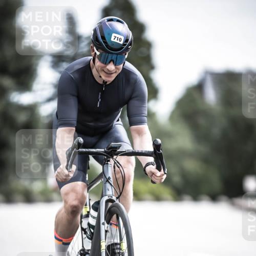 21.06.2026 - 29. Vierlanden-Triathlon H.Heesch http://msf.ph/oto/9906114 21.06.2026 11:44:19 Radfahren 710, 715, 805 meine-sportfotos.de