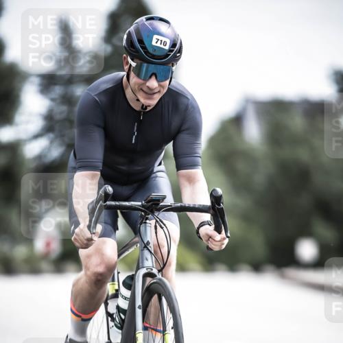 21.06.2026 - 29. Vierlanden-Triathlon H.Heesch http://msf.ph/oto/9906115 21.06.2026 11:44:19 Radfahren 710, 715, 805 meine-sportfotos.de