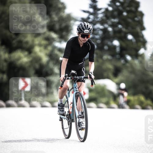 21.06.2026 - 29. Vierlanden-Triathlon H.Heesch http://msf.ph/oto/9906129 21.06.2026 11:44:54 Radfahren 238, 291, 672, 696 meine-sportfotos.de