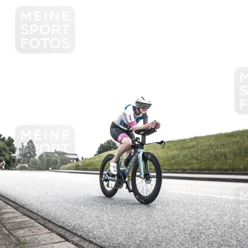 21.06.2026 - 29. Vierlanden-Triathlon H.Heesch http://msf.ph/oto/9906135 21.06.2026 11:27:02 Radfahren 225, 844 meine-sportfotos.de