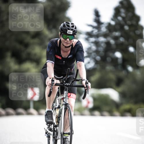 21.06.2026 - 29. Vierlanden-Triathlon H.Heesch http://msf.ph/oto/9906136 21.06.2026 11:40:50 Radfahren 851 meine-sportfotos.de