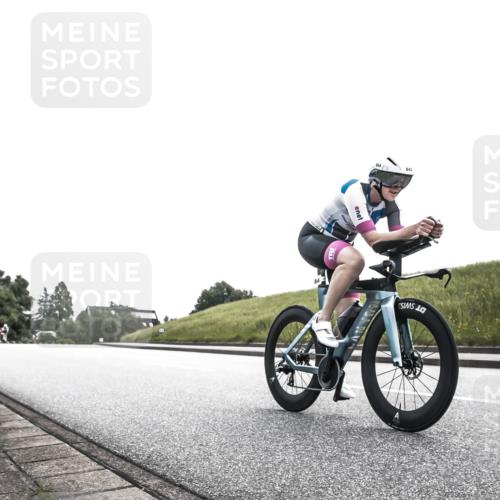 21.06.2026 - 29. Vierlanden-Triathlon H.Heesch http://msf.ph/oto/9906138 21.06.2026 11:27:02 Radfahren 225, 844 meine-sportfotos.de