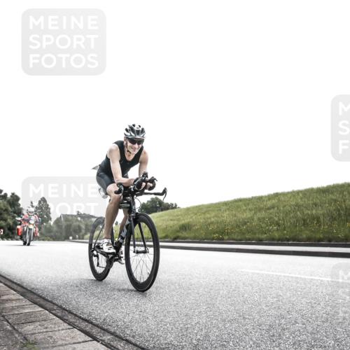 21.06.2026 - 29. Vierlanden-Triathlon H.Heesch http://msf.ph/oto/9906144 21.06.2026 11:27:36 Radfahren 230, 769 meine-sportfotos.de