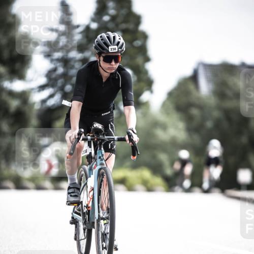 21.06.2026 - 29. Vierlanden-Triathlon H.Heesch http://msf.ph/oto/9906155 21.06.2026 11:44:54 Radfahren 238, 291, 672, 696 meine-sportfotos.de