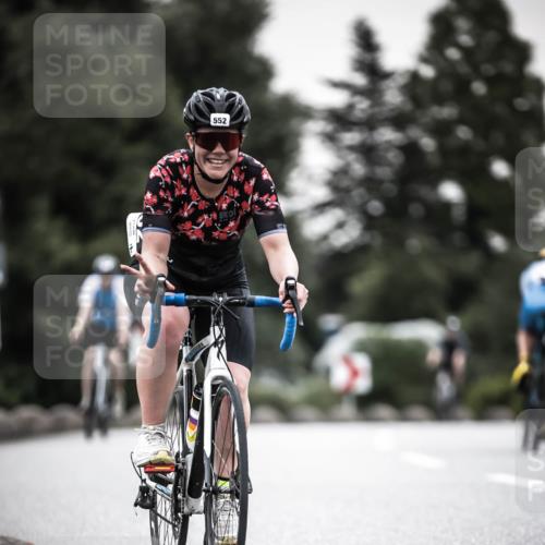 21.06.2026 - 29. Vierlanden-Triathlon H.Heesch http://msf.ph/oto/9906157 21.06.2026 10:24:33 Radfahren 71, 84, 94, 169, 370, 552, 622, 625 meine-sportfotos.de