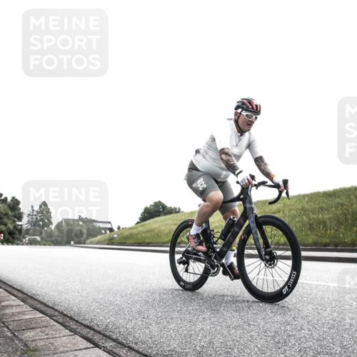 21.06.2026 - 29. Vierlanden-Triathlon H.Heesch http://msf.ph/oto/9906159 21.06.2026 11:27:54 Radfahren 271, 893 meine-sportfotos.de