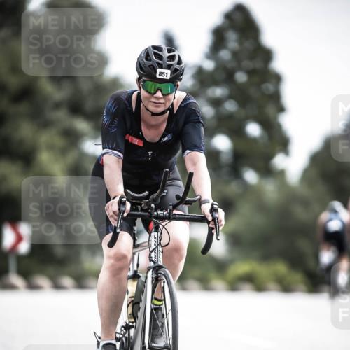 21.06.2026 - 29. Vierlanden-Triathlon H.Heesch http://msf.ph/oto/9906160 21.06.2026 11:40:50 Radfahren 851 meine-sportfotos.de
