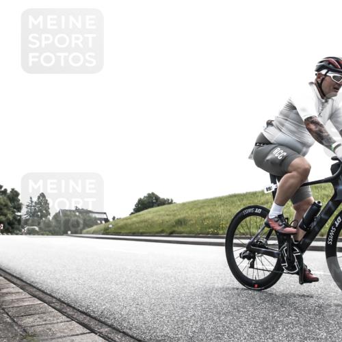 21.06.2026 - 29. Vierlanden-Triathlon H.Heesch http://msf.ph/oto/9906163 21.06.2026 11:27:54 Radfahren 271, 893 meine-sportfotos.de