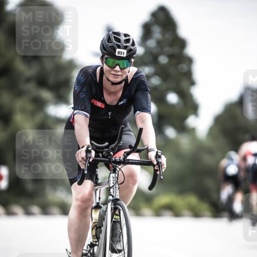 21.06.2026 - 29. Vierlanden-Triathlon H.Heesch http://msf.ph/oto/9906165 21.06.2026 11:40:50 Radfahren 851 meine-sportfotos.de