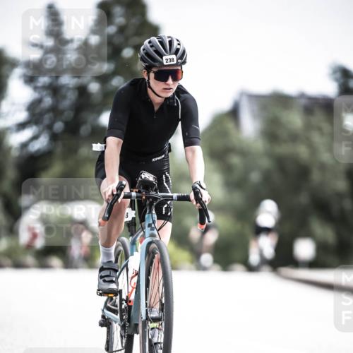 21.06.2026 - 29. Vierlanden-Triathlon H.Heesch http://msf.ph/oto/9906167 21.06.2026 11:44:54 Radfahren 238, 291, 672, 696 meine-sportfotos.de