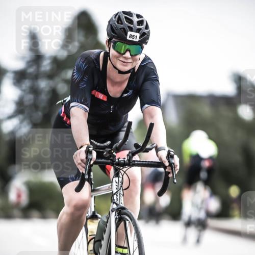 21.06.2026 - 29. Vierlanden-Triathlon H.Heesch http://msf.ph/oto/9906192 21.06.2026 11:40:50 Radfahren 851 meine-sportfotos.de