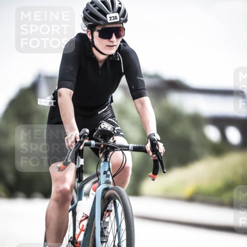 21.06.2026 - 29. Vierlanden-Triathlon H.Heesch http://msf.ph/oto/9906196 21.06.2026 11:44:55 Radfahren 238, 291, 696 meine-sportfotos.de