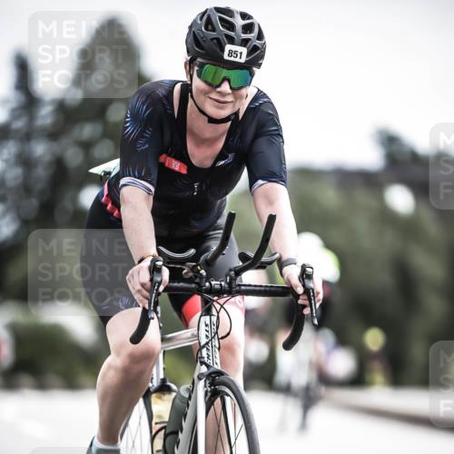 21.06.2026 - 29. Vierlanden-Triathlon H.Heesch http://msf.ph/oto/9906197 21.06.2026 11:40:50 Radfahren 851 meine-sportfotos.de