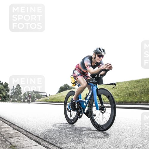 21.06.2026 - 29. Vierlanden-Triathlon H.Heesch http://msf.ph/oto/9906204 21.06.2026 11:28:42 Radfahren 835 meine-sportfotos.de