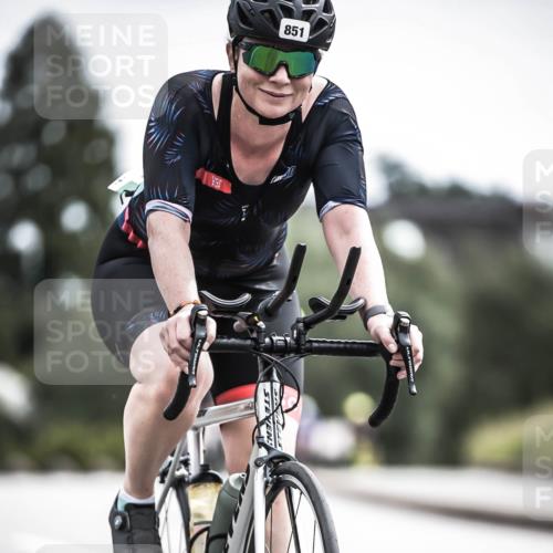 21.06.2026 - 29. Vierlanden-Triathlon H.Heesch http://msf.ph/oto/9906209 21.06.2026 11:40:50 Radfahren 851 meine-sportfotos.de