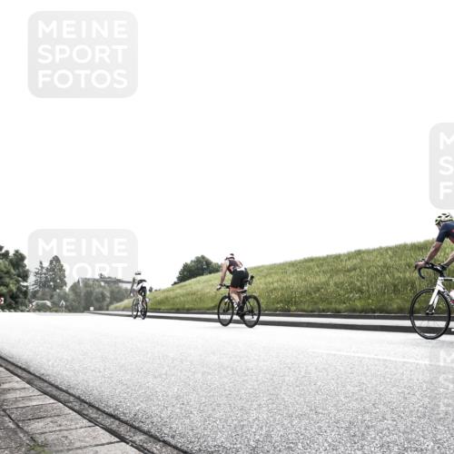 21.06.2026 - 29. Vierlanden-Triathlon H.Heesch http://msf.ph/oto/9906216 21.06.2026 11:29:13 Radfahren  meine-sportfotos.de