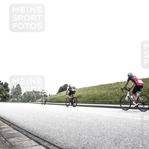 21.06.2026 - 29. Vierlanden-Triathlon H.Heesch http://msf.ph/oto/9906220 21.06.2026 11:29:13 Radfahren  meine-sportfotos.de