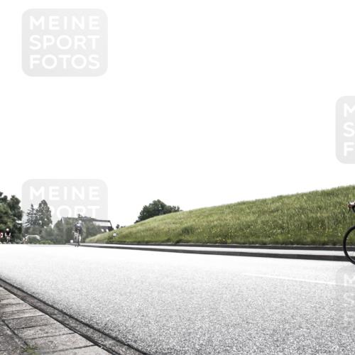 21.06.2026 - 29. Vierlanden-Triathlon H.Heesch http://msf.ph/oto/9906226 21.06.2026 11:29:55 Radfahren 790 meine-sportfotos.de