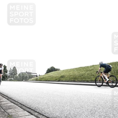 21.06.2026 - 29. Vierlanden-Triathlon H.Heesch http://msf.ph/oto/9906237 21.06.2026 11:30:09 Radfahren 232, 252, 292 meine-sportfotos.de