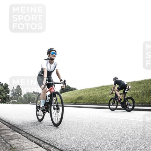 21.06.2026 - 29. Vierlanden-Triathlon H.Heesch http://msf.ph/oto/9906246 21.06.2026 11:30:09 Radfahren 232, 252, 292 meine-sportfotos.de