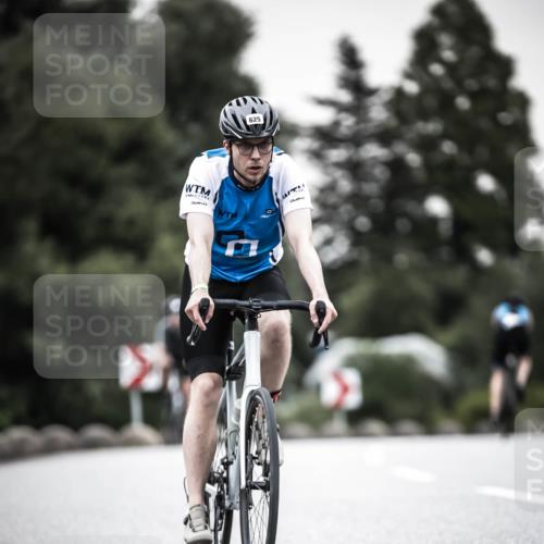 21.06.2026 - 29. Vierlanden-Triathlon H.Heesch http://msf.ph/oto/9906250 21.06.2026 10:24:35 Radfahren 71, 94, 207, 370, 552, 622, 625 meine-sportfotos.de