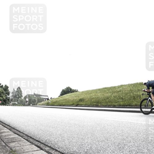 21.06.2026 - 29. Vierlanden-Triathlon H.Heesch http://msf.ph/oto/9906272 21.06.2026 11:30:36 Radfahren  meine-sportfotos.de