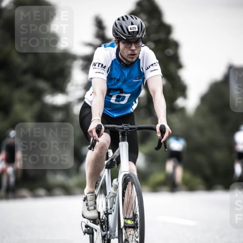 21.06.2026 - 29. Vierlanden-Triathlon H.Heesch http://msf.ph/oto/9906285 21.06.2026 10:24:36 Radfahren 71, 207, 552, 622, 625 meine-sportfotos.de