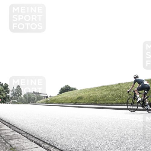 21.06.2026 - 29. Vierlanden-Triathlon H.Heesch http://msf.ph/oto/9906311 21.06.2026 11:31:09 Radfahren 116, 891 meine-sportfotos.de