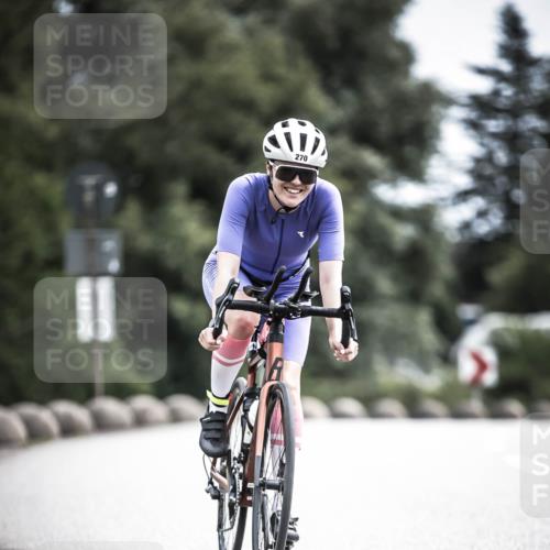 21.06.2026 - 29. Vierlanden-Triathlon H.Heesch http://msf.ph/oto/9906312 21.06.2026 11:41:00 Radfahren 71, 270, 668, 709, 853 meine-sportfotos.de
