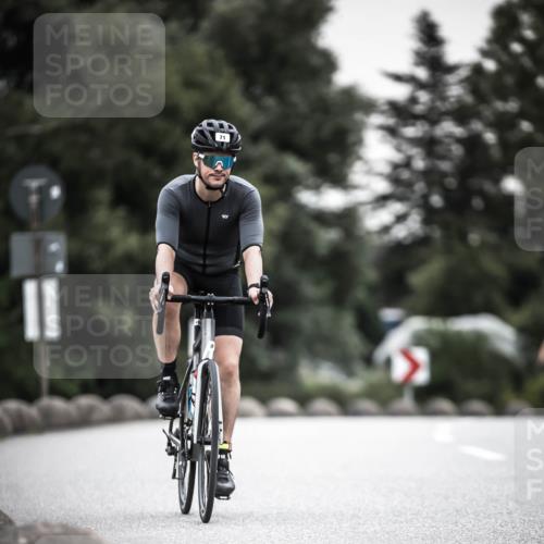 21.06.2026 - 29. Vierlanden-Triathlon H.Heesch http://msf.ph/oto/9906316 21.06.2026 10:24:39 Radfahren 71, 207, 509, 625 meine-sportfotos.de
