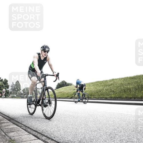 21.06.2026 - 29. Vierlanden-Triathlon H.Heesch http://msf.ph/oto/9906336 21.06.2026 11:31:35 Radfahren 662, 667, 788 meine-sportfotos.de