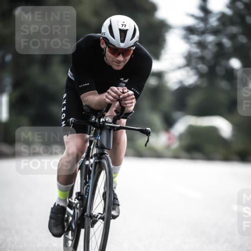 21.06.2026 - 29. Vierlanden-Triathlon H.Heesch http://msf.ph/oto/9906340 21.06.2026 09:19:41 Radfahren 4, 77, 219 meine-sportfotos.de