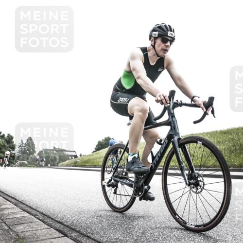 21.06.2026 - 29. Vierlanden-Triathlon H.Heesch http://msf.ph/oto/9906342 21.06.2026 11:31:35 Radfahren 662, 667, 788 meine-sportfotos.de