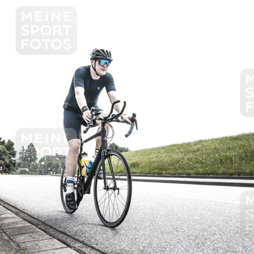 21.06.2026 - 29. Vierlanden-Triathlon H.Heesch http://msf.ph/oto/9906348 21.06.2026 11:31:38 Radfahren 205, 662, 667, 788 meine-sportfotos.de